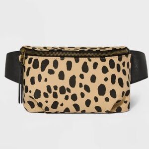 Stylish leopard print belt bag k